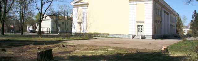 Sillamäe asub kultuurikeskuse parklat ja haljasala renoveerima
