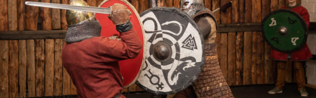 Mõõgad välkusid Tartus!