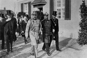 Elulooks koondatud kõiksus