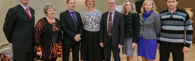 Narva keskerakondlased läksid karvupidi kokku Yana Toomiga