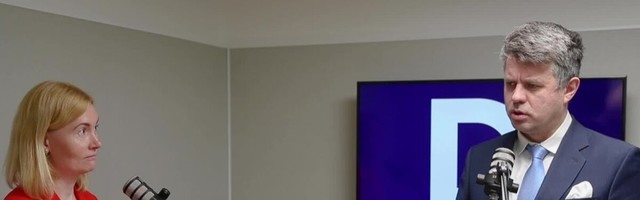 TEINE KALLAS | Urmas Reinsalu: valitsus on vene koolide küsimuses nagu kahepealine keisrikotkas