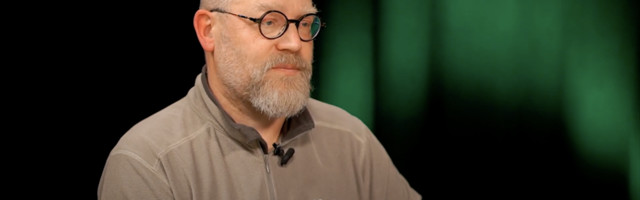 ( : ) kivisildnik: ( : ) raamatupoodide ebadiskreetne nuhtlus