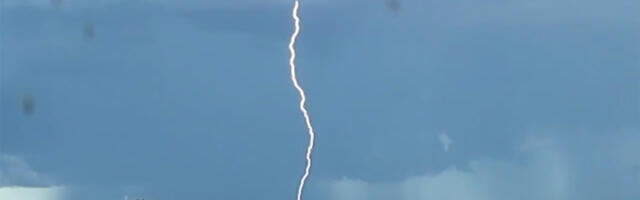 Äike tabas Soomes veeparki, mis suleti