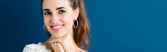 Veevalaja tähtkujus sündinud naine