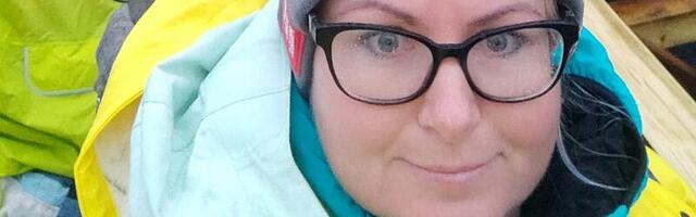 Kõr­ve­maa nai­sed tä­his­ta­sid põ­lis­loo­du­se päe­va päi­ke­se­tõu­su­mat­ka­ga