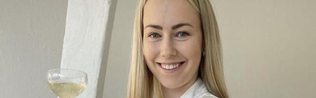 LUMMAVAD FOTOD: STEFANI kihlatu pulmakleit on peagi valmis