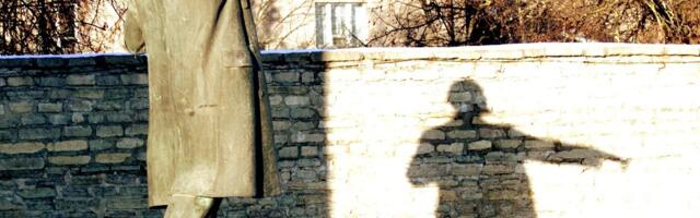 Ivo Linna mälumäng 223. Millises Eesti NSV linnas oli kaks Lenini kuju ja ei ainsatki kirikut?