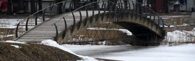 MULLUNE MAAKERA TEMPERATUUR OLI PEA 1,5 KRAADI KÕRGEM TÖÖSTUSEELSEST AJAST