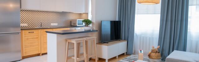 Enne ja pärast: noore pere avatud köök-elutuba läbis totaalse muutuse