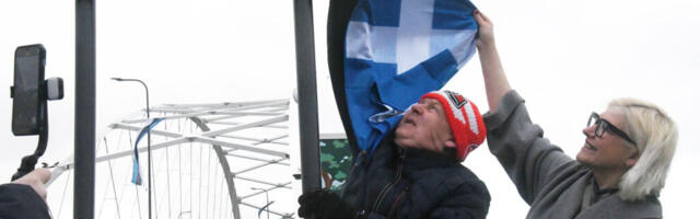 VAIMULIKUD ÕNNISTASID ÜLESTÕUSMISPÜHA HOMMIKUL NIME SAANUD RÄÄMA SILDA JA LINNAPEA KINKIS PÜHADEMUNE