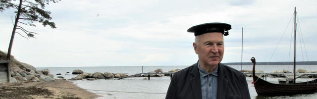 KIRJANDUS ⟩ (: ) Kivisildnik: pudelikiri paranoiaajastu hämarusest