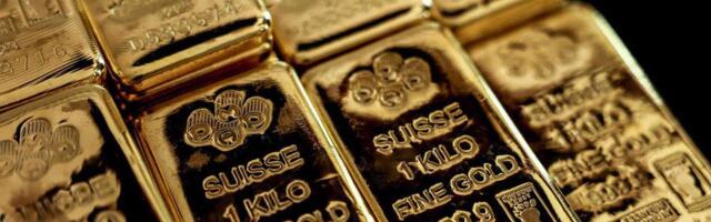 Samal ajal kui pommid langevad, põgenevad osariigid kulla juurde – ja dollarist ilma