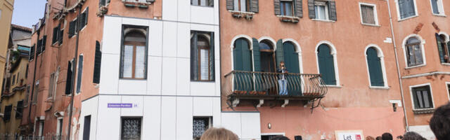 Veneetsia arhitektuuribiennaali väljapanek "Las ma soojendan sind" jõuab Tallinnasse