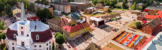 Raamatuarvustus. Eesti väikelinnad näitavad maailmale teed. “Plats! Väärikas kahanemine”