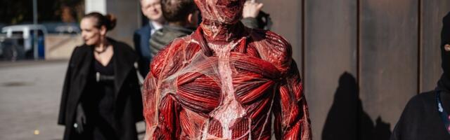 HIRMUÄRATAV GALERII | Zombid, nahata mehed ja teised õudused vallutasid Haapsalu tänavad