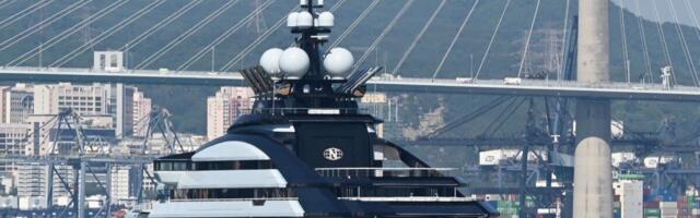 Vene oligarhi superjaht läbis Iraani ja USA blokeeritud Hormuzi väina