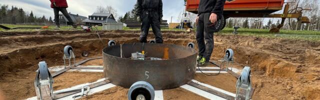 Mastaapne tehnoloogilise kunsti vabaõhunäitus “Metsikud bitid” alustas ülesehitusega