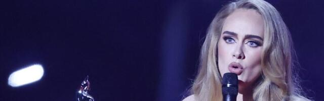 Adele rabas Euroopa turnee viimasel kontserdil fänne kurva uudisega