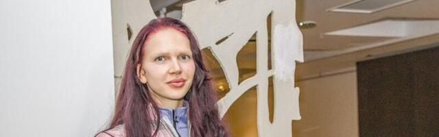 Galerii: Madlen Hirtentreu laulab hällilaulu neile, kes on läinud