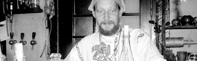 Narva ajalooproviisor Tanel Mazur avas oma taevase apteegi