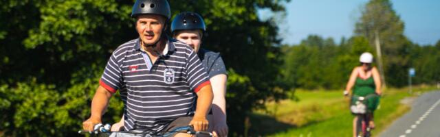 “Minu pere ja muud klounid” filmile valmisid koostöös Peaasi.ee-ga õppematerjalid ning toimuvad eriseansid