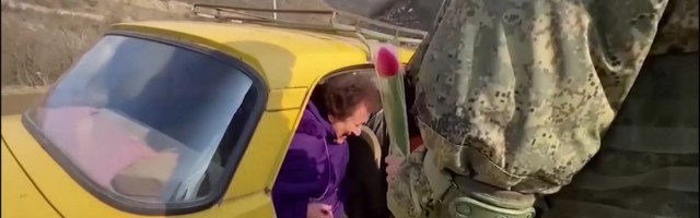 Reporter: Et iga venelanna ikka lille saaks, selleks telliti välismaalt 120 miljonit lilleõit