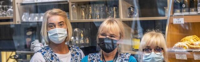 SUUR FOTOLUGU | Klaasi taga, mask ees - meie elu igapäevastel mõjutajatel ei jää naeratused märkamata