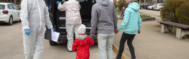 Lätis lisandus 74 uut COVID-nakatunut: haiglaravil olevate inimeste arv kasvab kiiresti