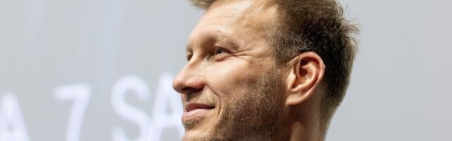 Ragnar Klavan heitleb Liverpooliga Londoni Chelsea staaride vastu