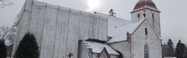 Kuu­sa­lu ki­ri­ku käär­kamb­ri ja koo­ri­ruu­mi ka­tu­se re­mont