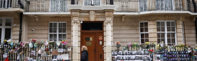 Myanmari suursaadikut Londonis ei lastud enam saatkonda sisse ja ta ööbis autos