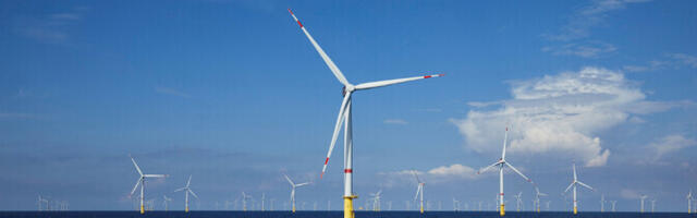 Saksa valitsus kavatseb meretuuleparkide ehitamise oksjonid edasi lükata