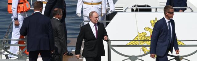 „Tähistagem lahingus!“ Mõru pilli alla neelanud Putin üritas paraadi ärajäämist kuidagigi pehmendada