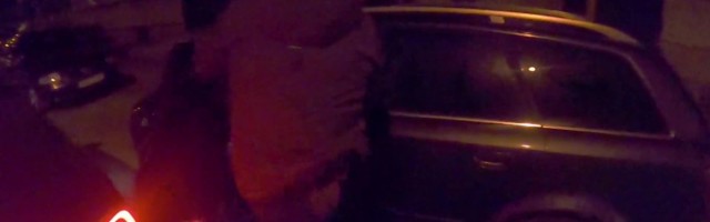 VIDEO Politsei nabis Kohtla-Järvel kinni neli narkoäris kahtlustatavat meest