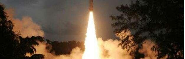 India ühineb väikese rühma riikidega, kes suudavad ühe ICBM-i abil tulistada mitut tuumalõhkepead