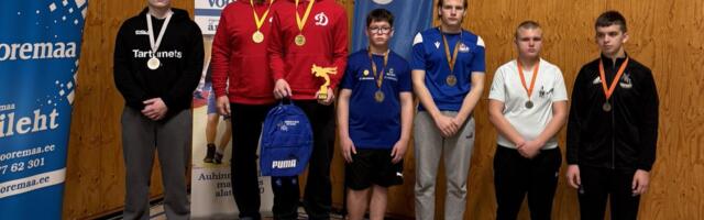 Maadlejad said Jõgeval medaleid