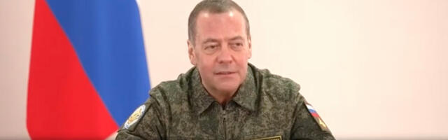 Vene endine president oli sõjaväevormis, kirus Kaja Kallast