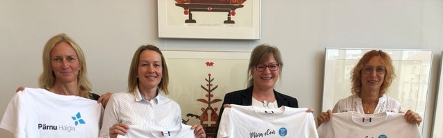 Pildid: Pärnus tunnustati naiste- ja lastearste ning ämmaemandaid