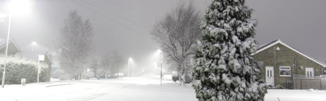 Tugev tuul ja lumesadu muudavad teeolud keeruliseks