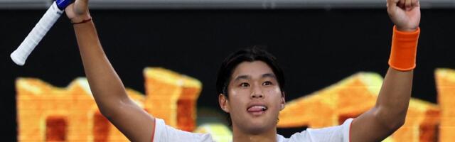 20-aastane Tien üllatas Medvedevit teist Australian Openit järjest, Djokovic pääses väljakule tulemata veerandfinaali