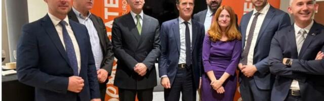 Njih okupljaju, njima upravljaju?! Aleksić, Ponoš i Grbović pod tuđom komandom?! Ko stvarno vodi srpsku opoziciju