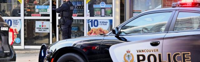 Kanadas Vancouveris sõitis auto rahva hulka