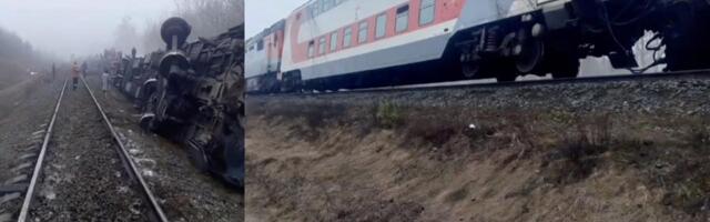 VIDEO: Venemaal sõitis reisirong rööbastelt välja