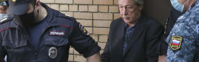 Mihhail Jefremovi naine pole näitlejale antud karistusega nõus: kokku on pandud terve nimekiri uusi advokaate