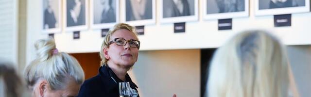 Vanemuise teatris avati Olga Makina fotonäitus „Aeg“