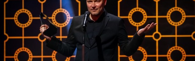 Armastatud telesarjade stsenarist Martin Algus uue materjali kirjutamisest: esimese täheni võib vahel minna päris palju aega