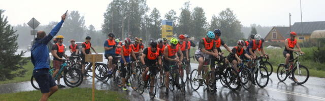 Kuperjanovi jalaväepataljoni ülema triatlon pani spordisõbrad proovile