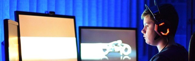 Jõhvi uues IT-koolis tahab arendajaks õppida 3300 inimest vanuses 11-77