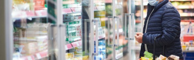 Kas oled valmis? Homsest tuleb poodides ja teistes avalikes siseruumides taas maski kanda