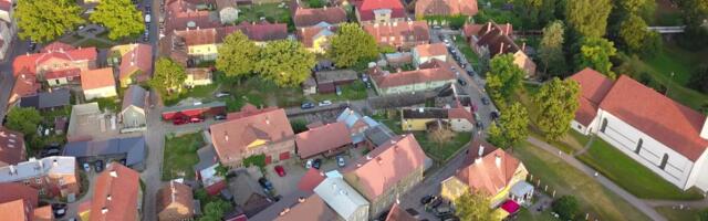 Kaotasid Viljandis suure summa raha? Aus leidja Grete viis selle politseisse!